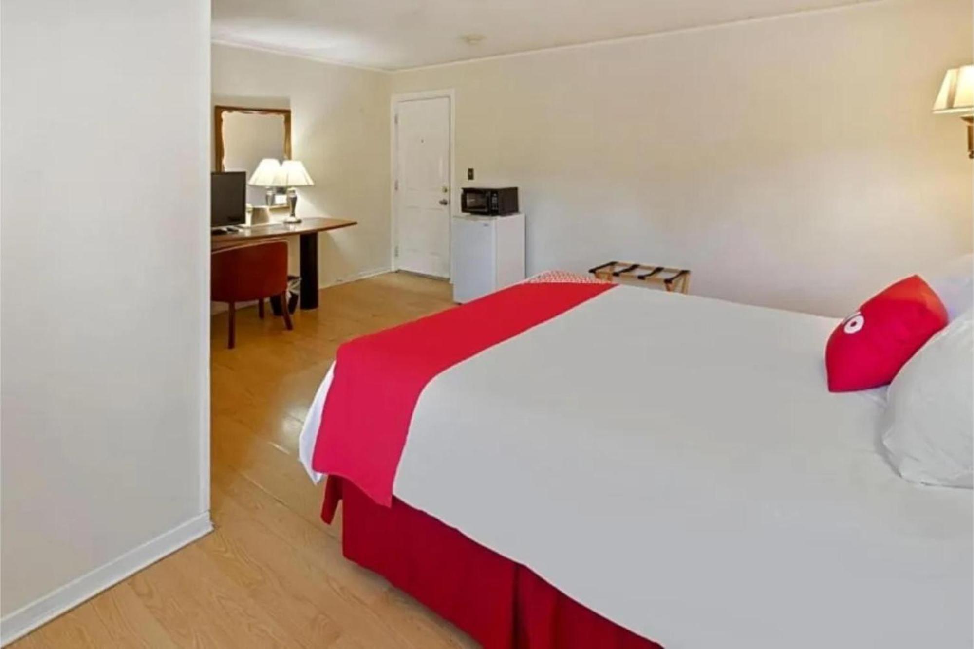 Delhi Buena Vista Inn Motel מראה חיצוני תמונה