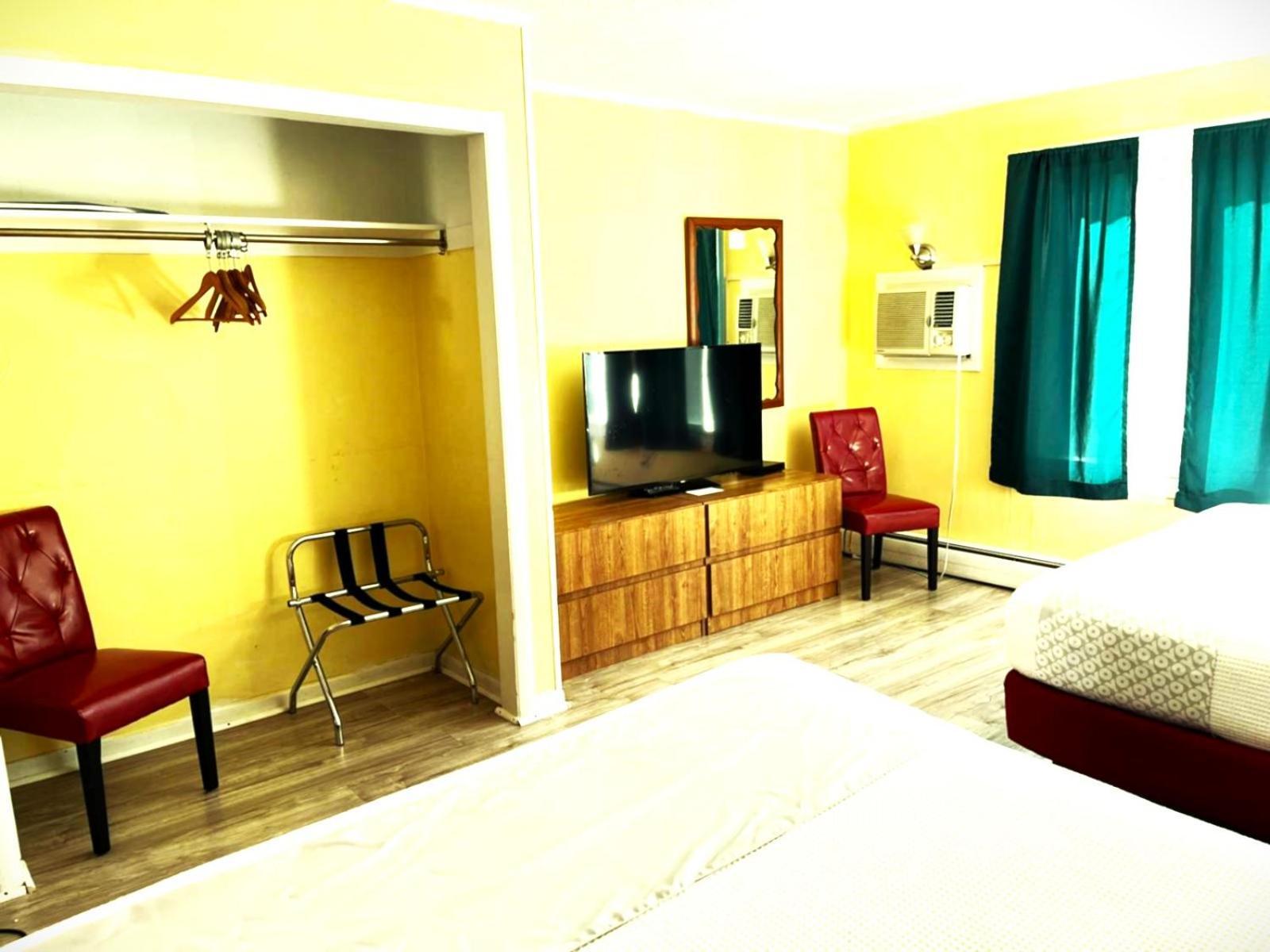 Delhi Buena Vista Inn Motel מראה חיצוני תמונה