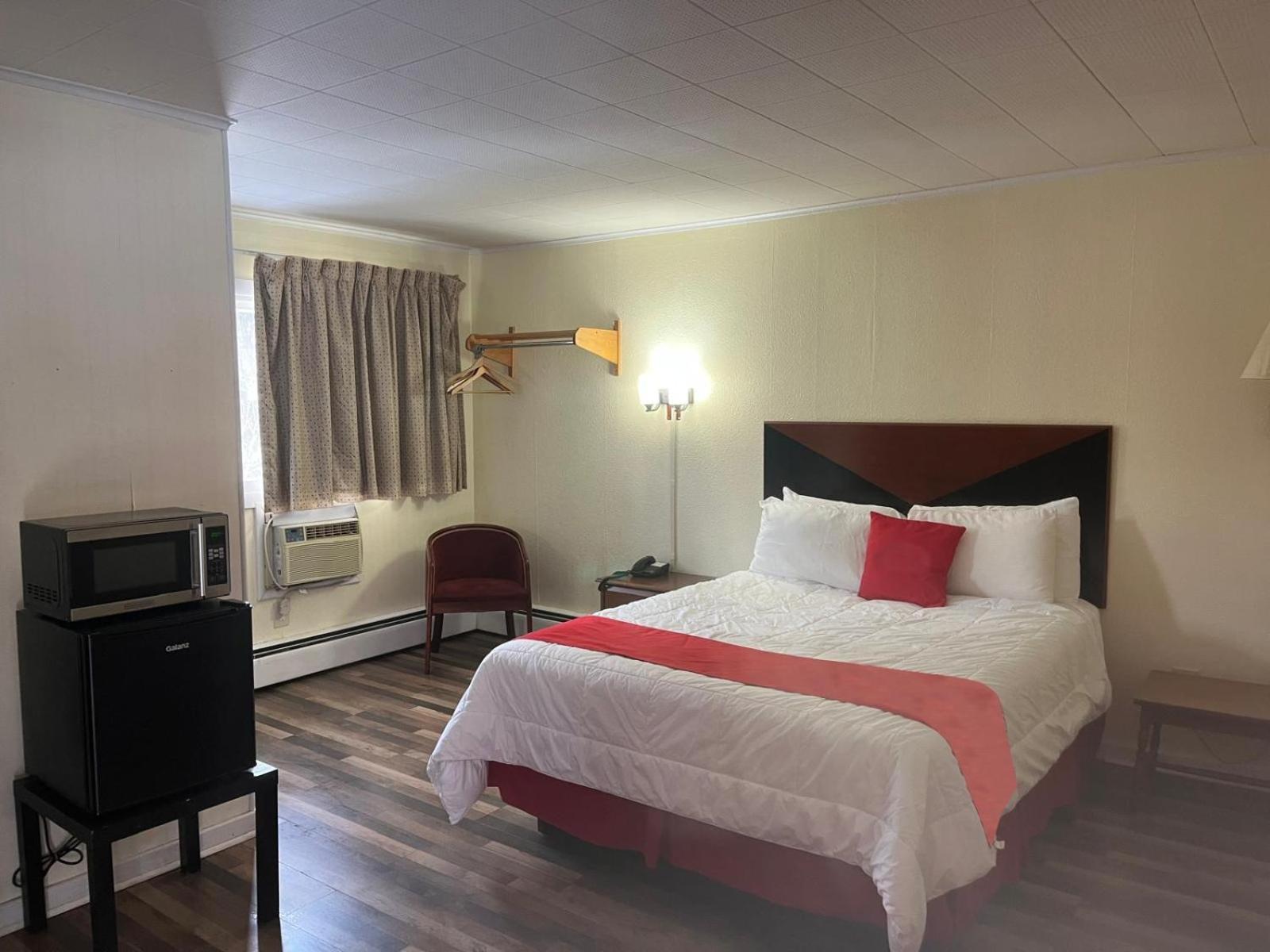 Delhi Buena Vista Inn Motel מראה חיצוני תמונה