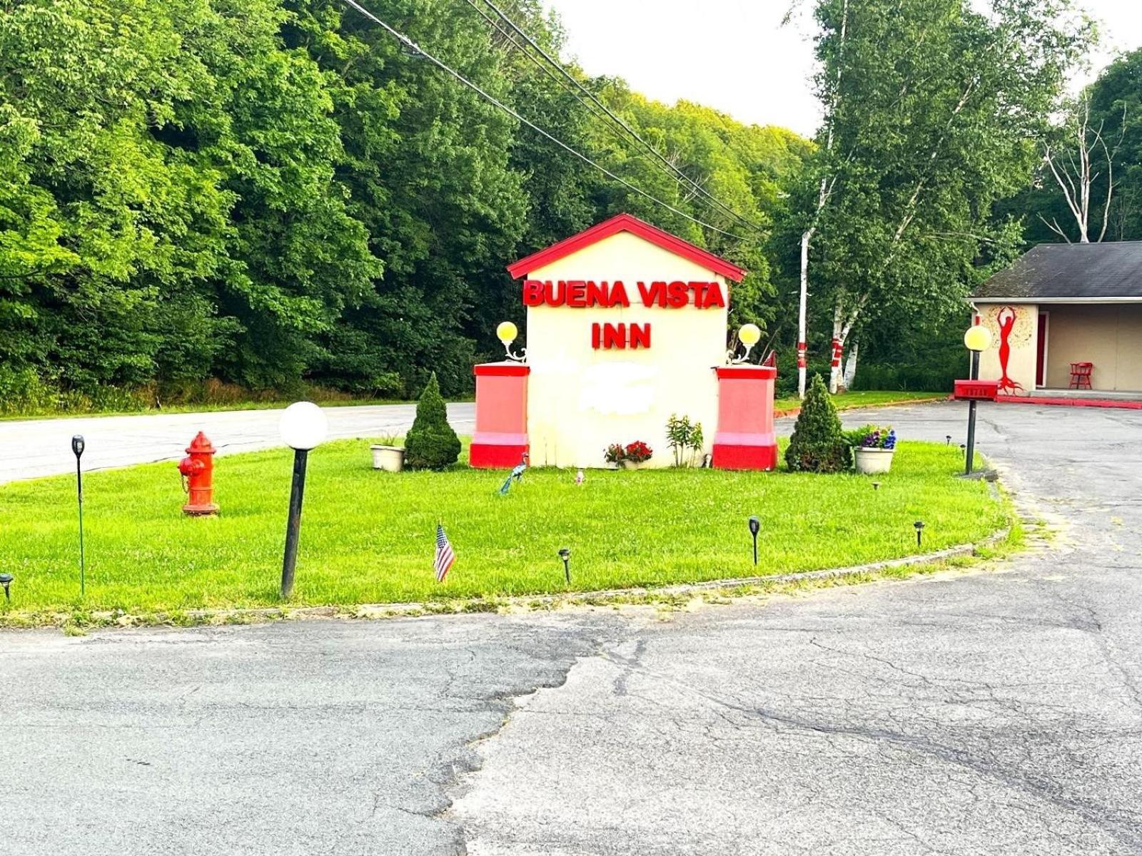 Delhi Buena Vista Inn Motel מראה חיצוני תמונה